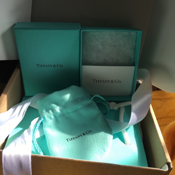 Tiffany & Co Gift set package - Picture 3 of 7